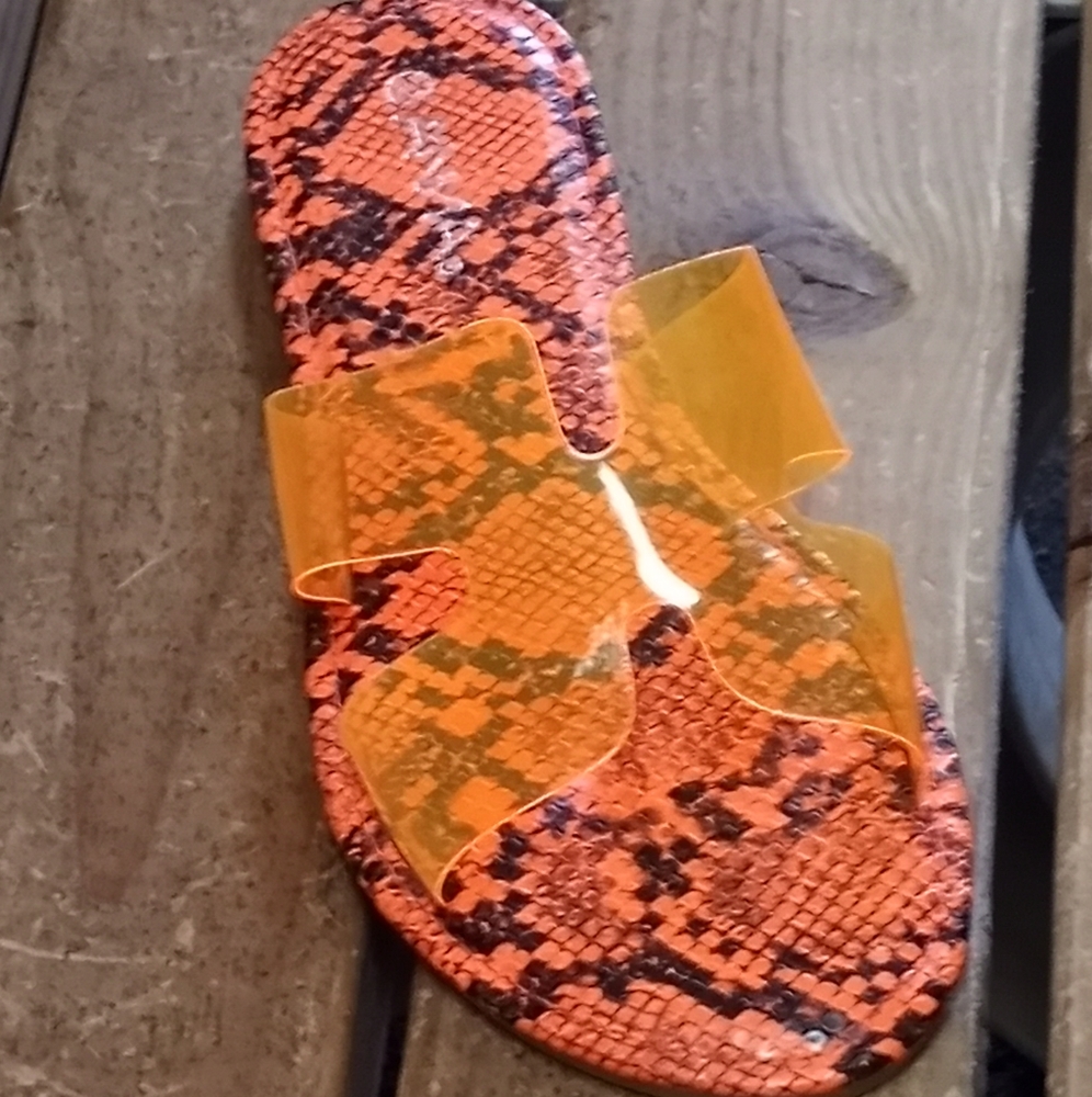 Lady sandals color orange